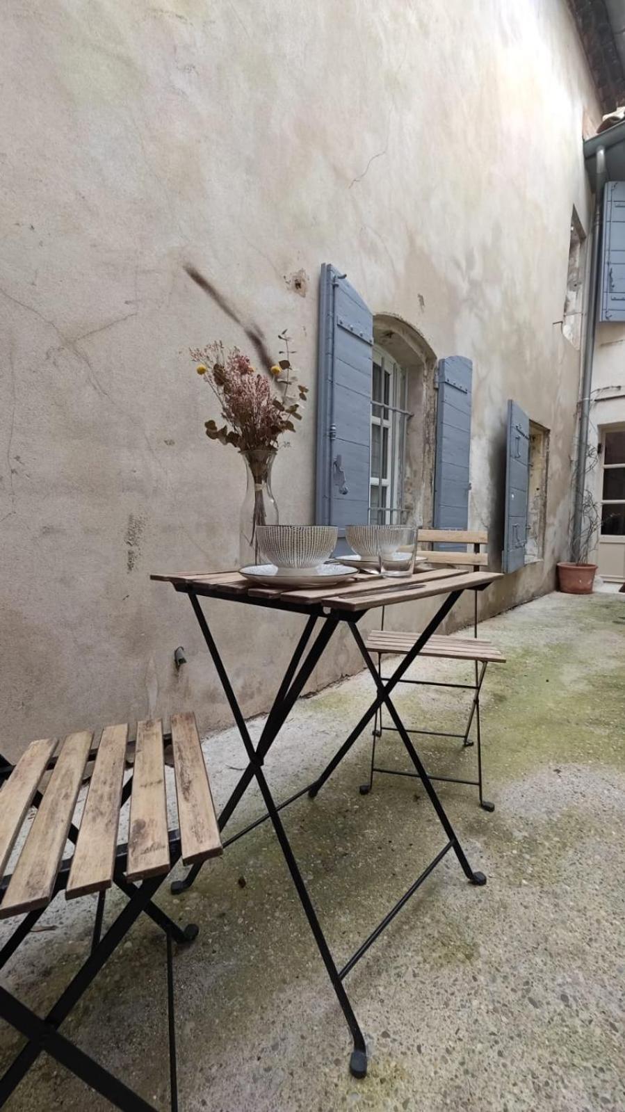 Duplex Centre Historique Arles Apartment Exterior photo