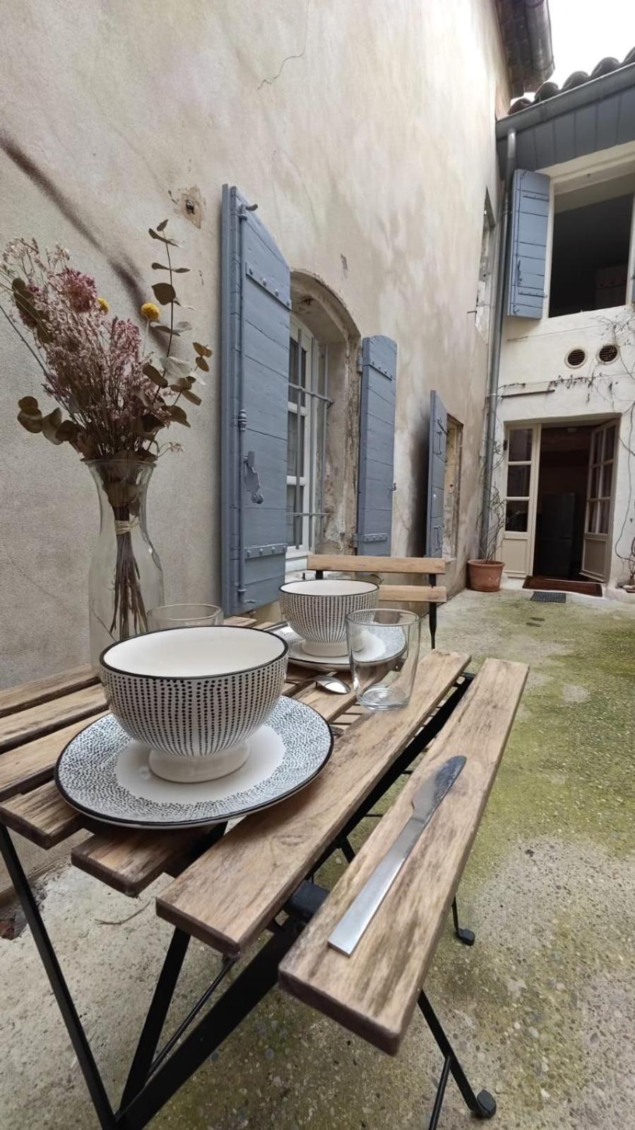 Duplex Centre Historique Arles Apartment Exterior photo